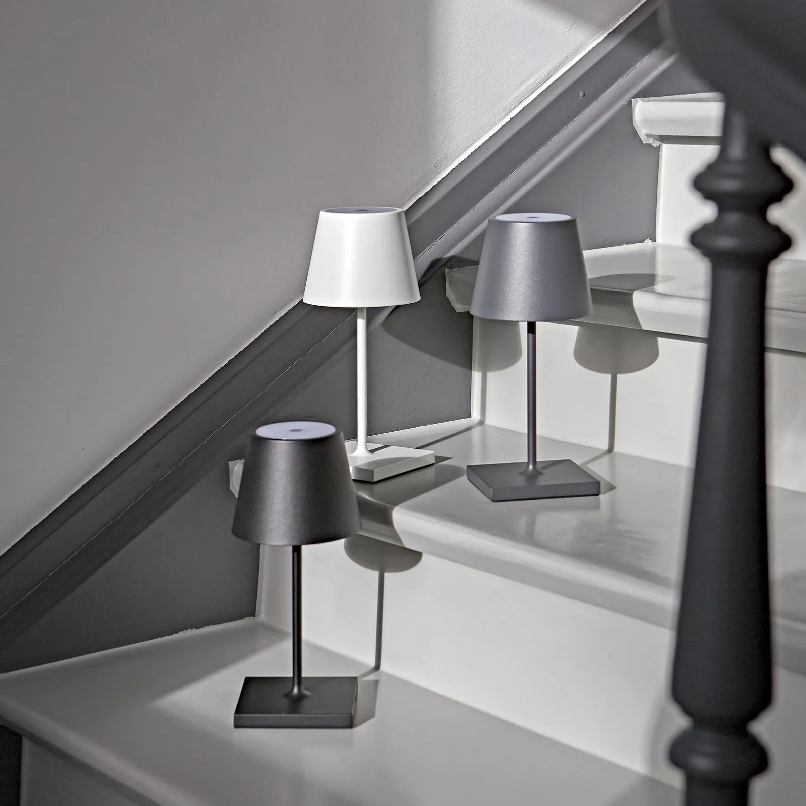 Настільна акумуляторна LED лампа SIGOR Nuindie Mini Димована IP54 Висота 25 см USB-C 12 год Нічний чорний Упаковка 2 шт, фото №7