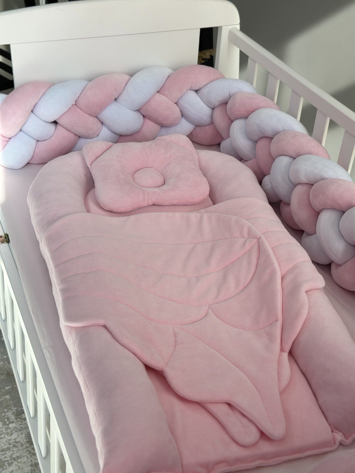 Комплект постільної білизни для новонародженого Зайчик з бортиками іграшками блакитний, фото №4 Комплект постільної білизни для новонародженого Зайчик з бортиками іграшками блакитний, фото №4