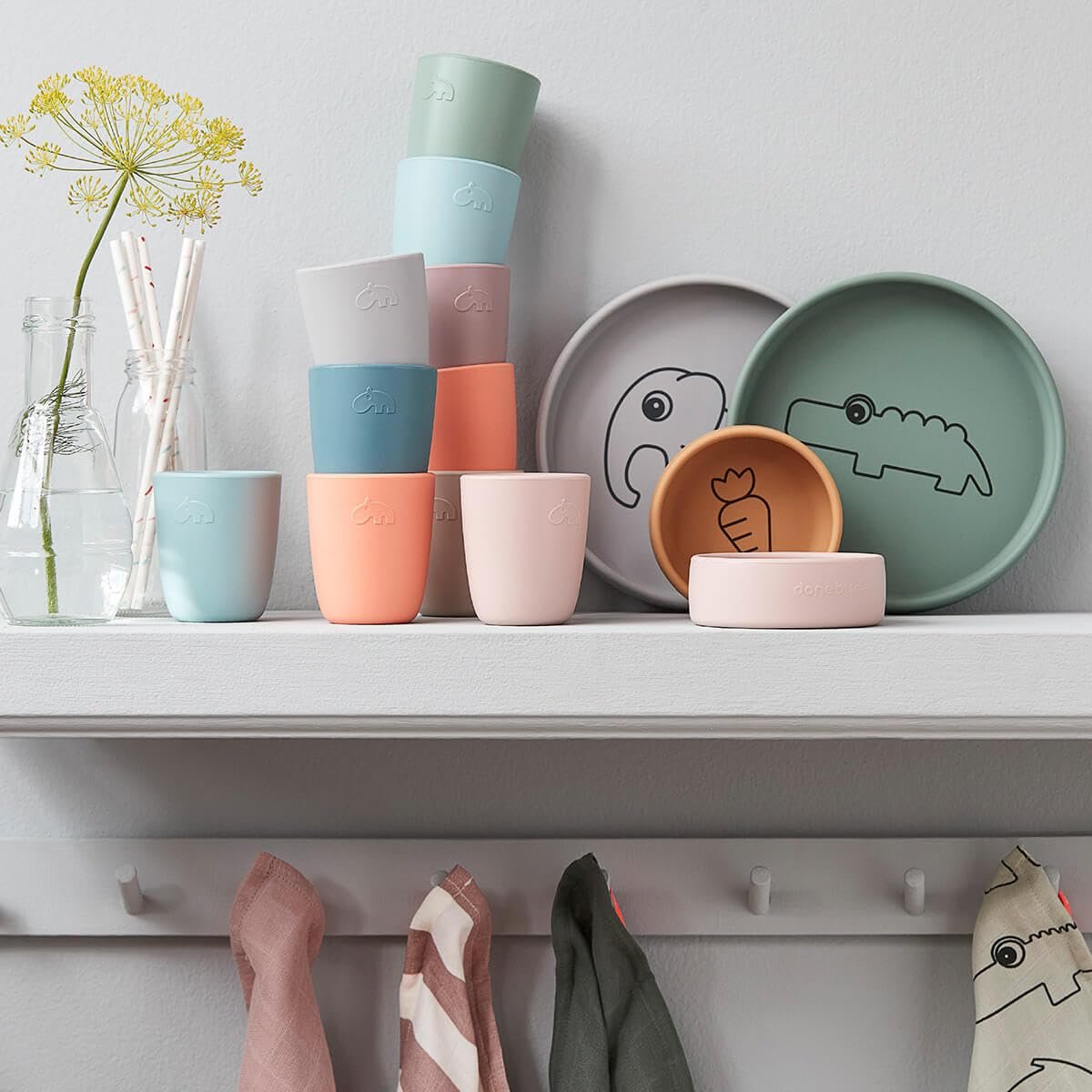 Дитяча міні-чашка Done by Deer Силіконова Набір з 3 чашок 160 мл з ручкою Термостійка Без BPA з харчового силікону, фото №2