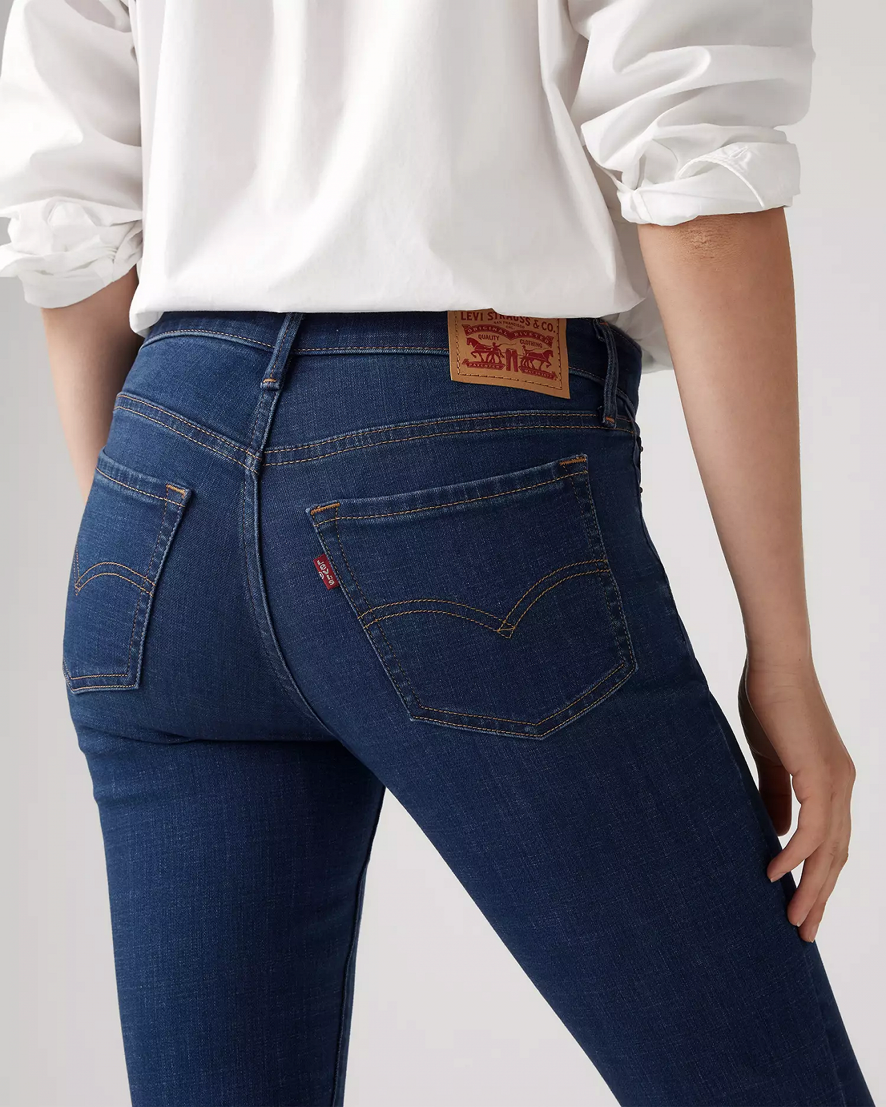 Женские джинсы Levis - 711 Skinny Cobalt Overboard - 25, фото №4