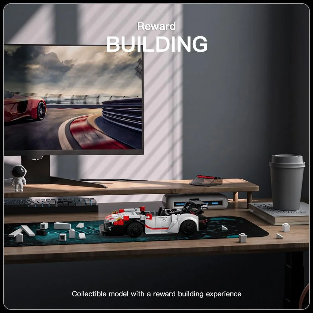 Конструктор Гоночный Автомобиль Mould King Speed Champion 27010 911 RSR Спортивный Автомобиль с Акриловой Витриной, 349 деталей, фото №4 Конструктор Гоночный Автомобиль Mould King Speed Champion 27010 911 RSR Спортивный Автомобиль с Акриловой Витриной, 349 деталей, фото №4