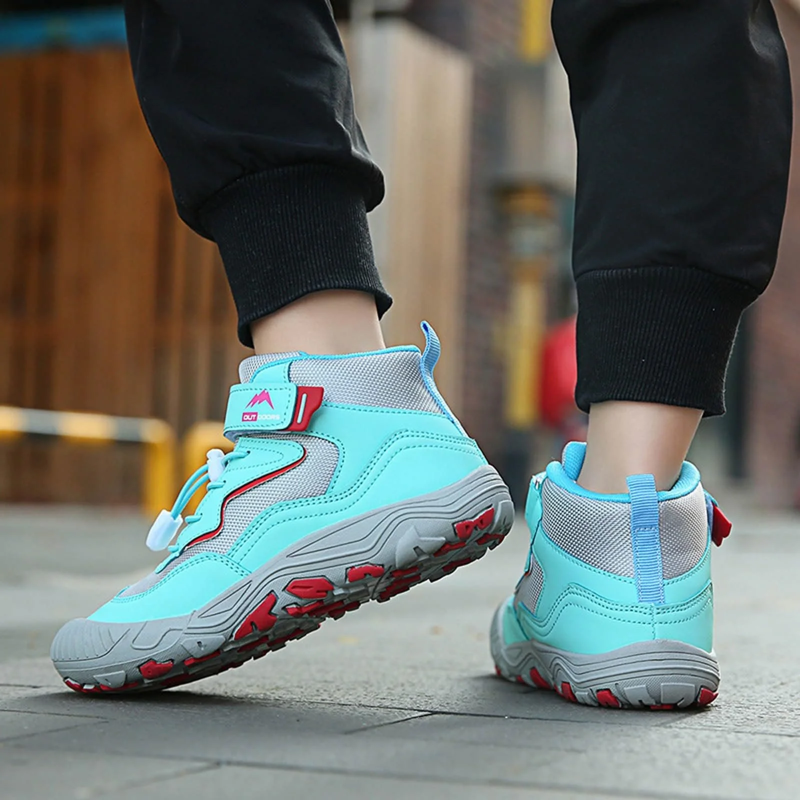 Кроссовки для мальчиков и девочек Осенние Трекинговые Нескользящие Легкие Спортивные Водонепроницаемые Детские Ботинки для походов Трекинговые Ботинки для походов Переходные Ботинки с застежкой, фото №2 Кроссовки для мальчиков и девочек Осенние Трекинговые Нескользящие Легкие Спортивные Водонепроницаемые Детские Ботинки для походов Трекинговые Ботинки для походов Переходные Ботинки с застежкой, фото №2