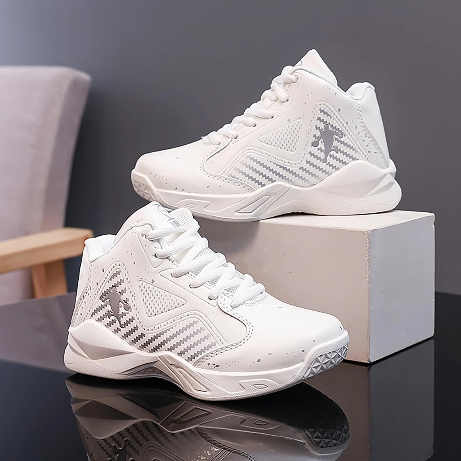 Баскетбольні кросівки для хлопчиків High Top Легкі спортивні, фото №7 Баскетбольні кросівки для хлопчиків High Top Легкі спортивні, фото №7