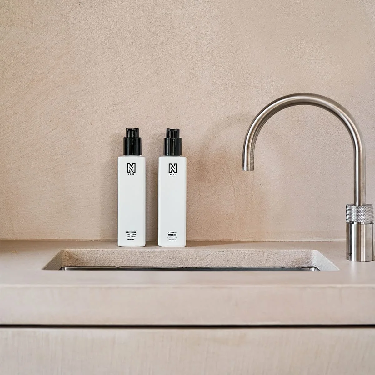 Лосьйон для рук N Home Jardin De Paris Зволожуючий 250 мл, фото №2