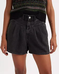 Женские джинсовые шорты Levis - Featherweight Mom Short Chaos To Couture  - 24 synthetic.ua - Фото 1