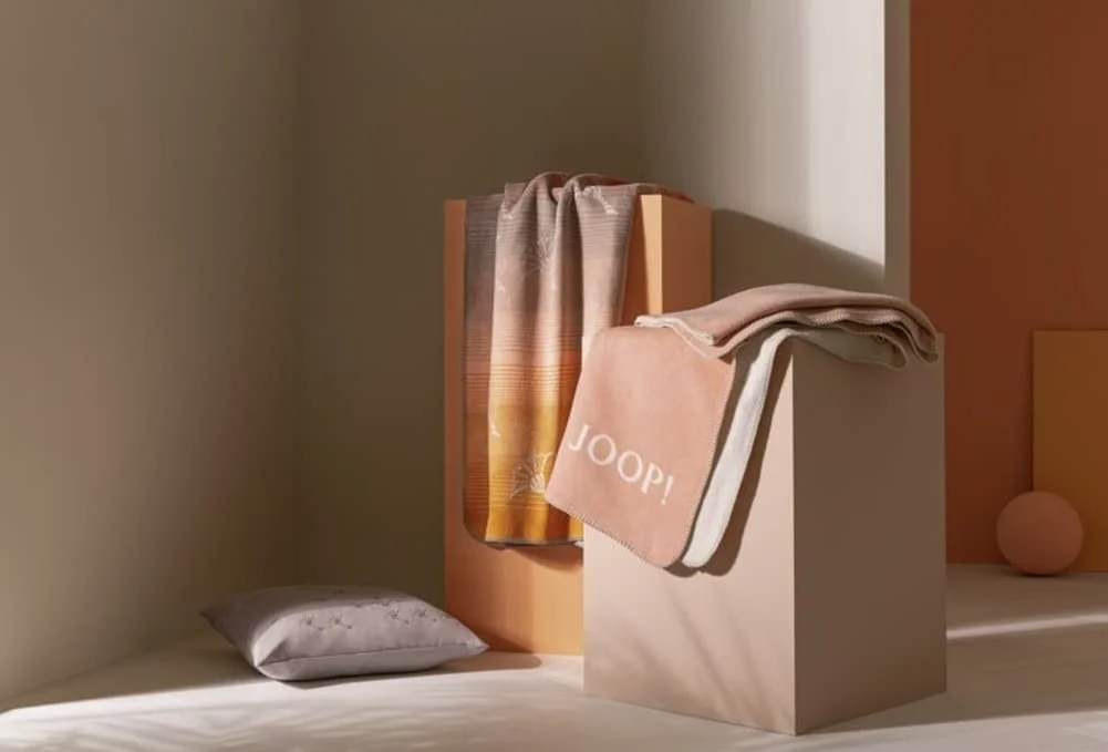 Покривало Joop! Однотонна двостороння Бавовняна суміш абрикосовий / пісочний розмір 150 x 200 см, фото №3 Покривало Joop! Однотонна двостороння Бавовняна суміш абрикосовий / пісочний розмір 150 x 200 см, фото №3