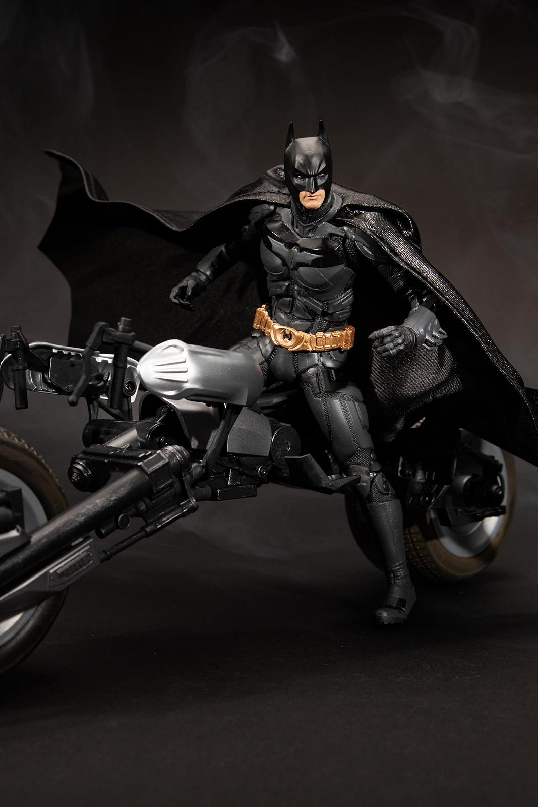 Фигурка с транспортом McFarlane DC Multiverse Бэтмен и Бэтпод 18 см, фото №5