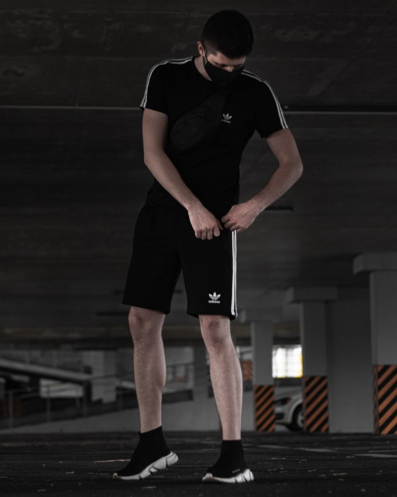 Комплект чорний лілія шорти футболка, фото №4 Комплект чорний лілія шорти футболка, фото №4