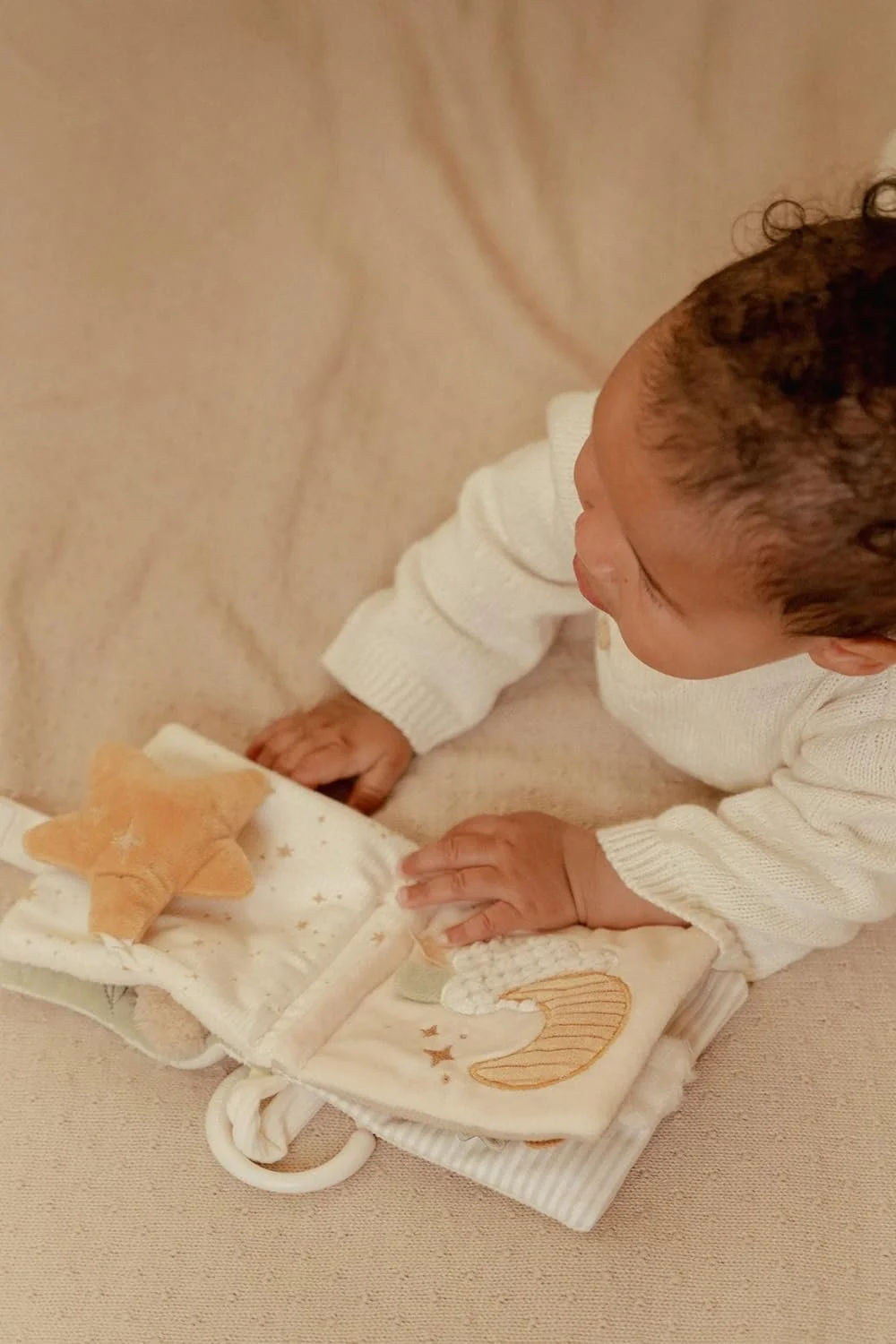 Тканежная Книжка для Коляски Little Dutch Newborn Naturals, фото №6 Тканежная Книжка для Коляски Little Dutch Newborn Naturals, фото №6