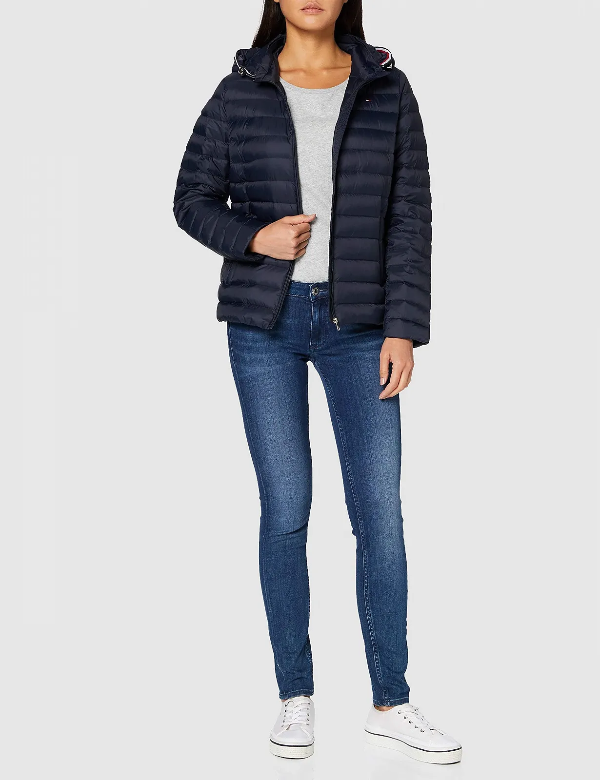 Куртка Tommy Hilfiger Essential Lw Dwn Pack JKT Жіноча, фото №3 Куртка Tommy Hilfiger Essential Lw Dwn Pack JKT Жіноча, фото №3