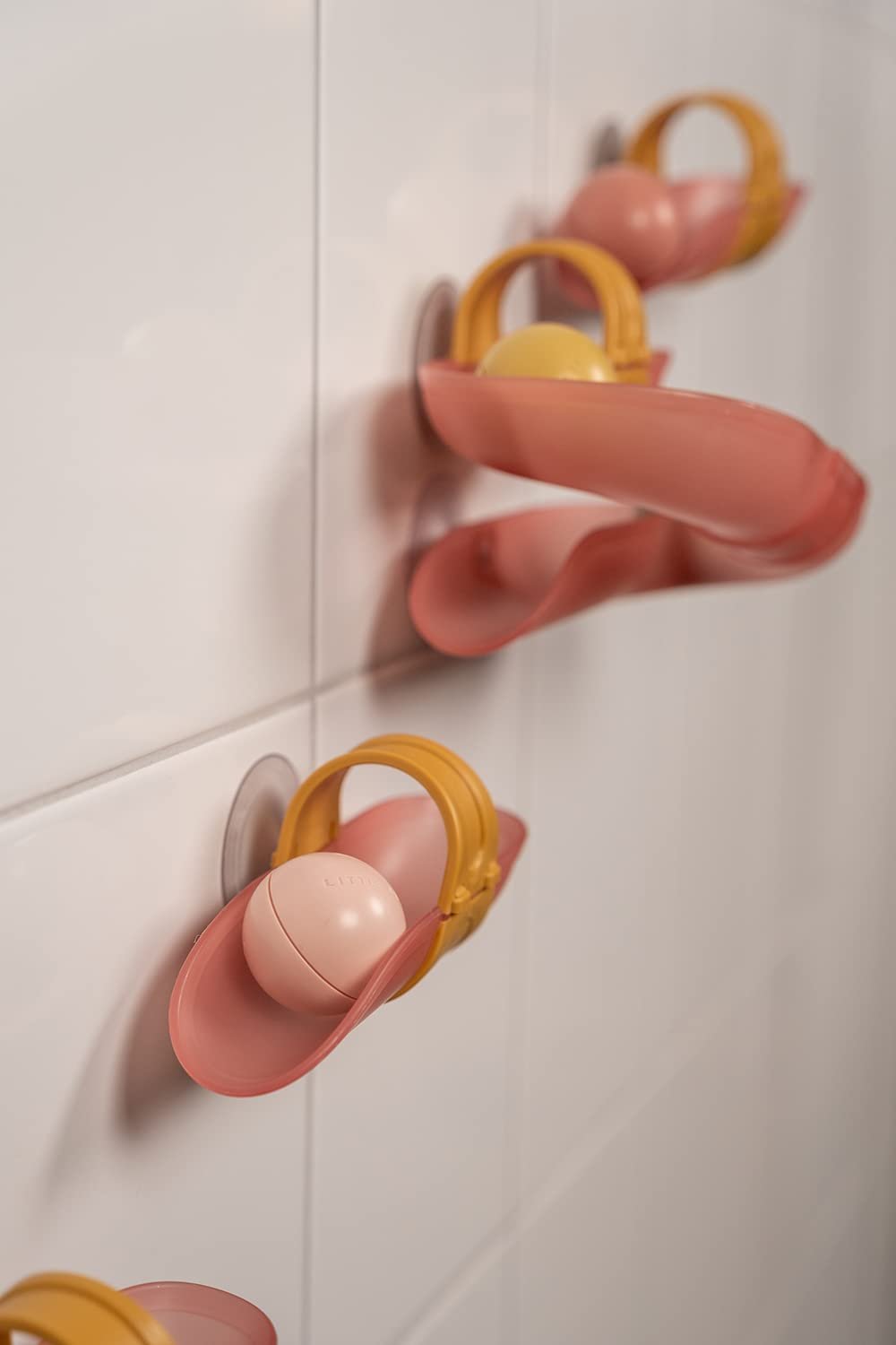 Іграшка для ванни Little Dutch Конструктор для ванни з кульками Рожевий, фото №6