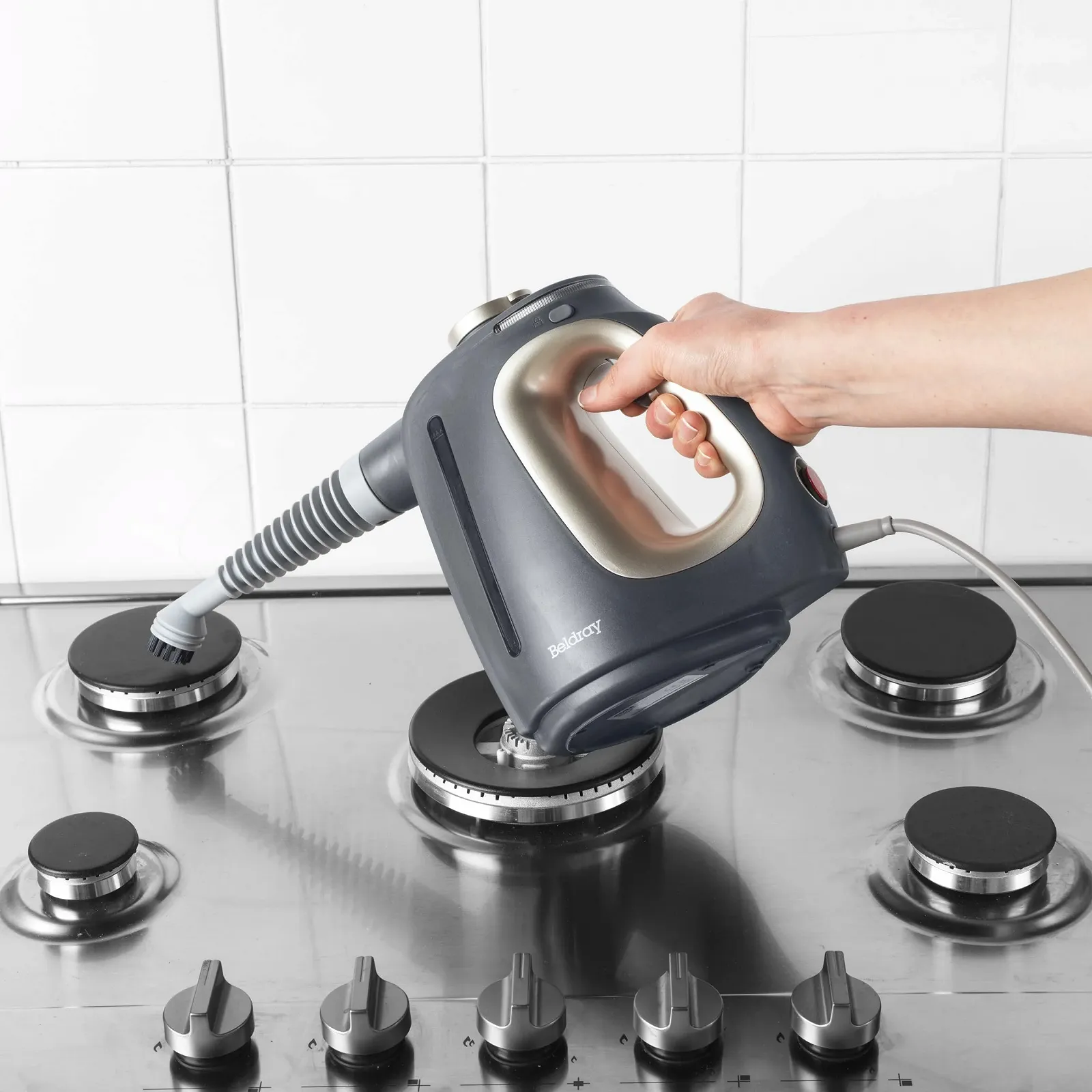 Пароочисник Beldray 15-в-1, безхімічне очищення, готовий до використання за 20 секунд, резервуар для води 550 мл, 1350 Вт, фото №5 Пароочисник Beldray 15-в-1, безхімічне очищення, готовий до використання за 20 секунд, резервуар для води 550 мл, 1350 Вт, фото №5