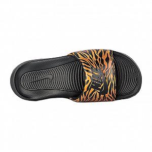 Шльопанці Nike W VICTORI ONE SLIDE PRINT 36.5 synthetic.ua - Фото 1