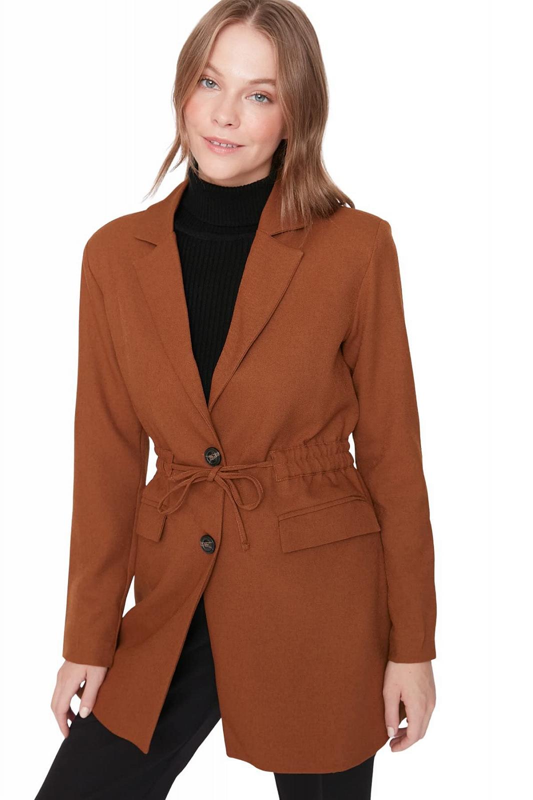 Жакет TRENDYOL стандартной посадки однотонный, фото №3 Жакет TRENDYOL стандартной посадки однотонный, фото №3