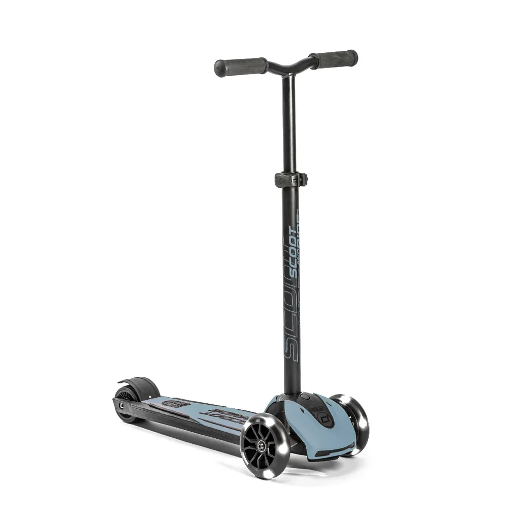 Самокат Scoot&Ride Highwaykick 5 LED Steel (SR-190117-STEEL), фото №1 Самокат Scoot&Ride Highwaykick 5 LED Steel (SR-190117-STEEL), фото №1