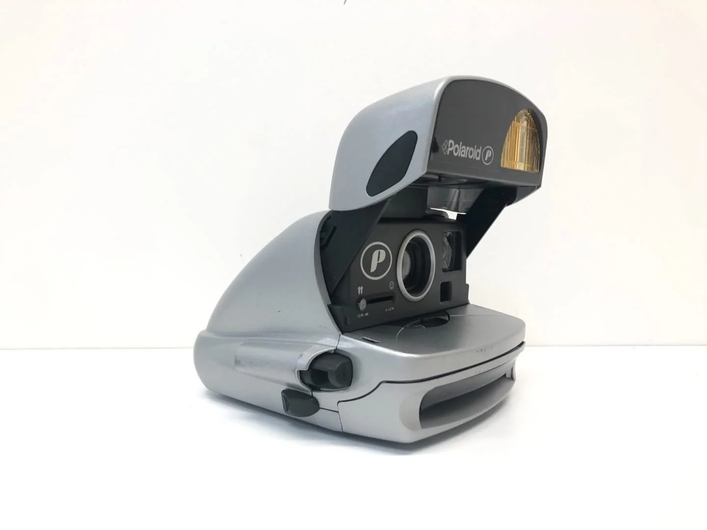 Фотокамера мгновенной печати Polaroid P 600, фото №2