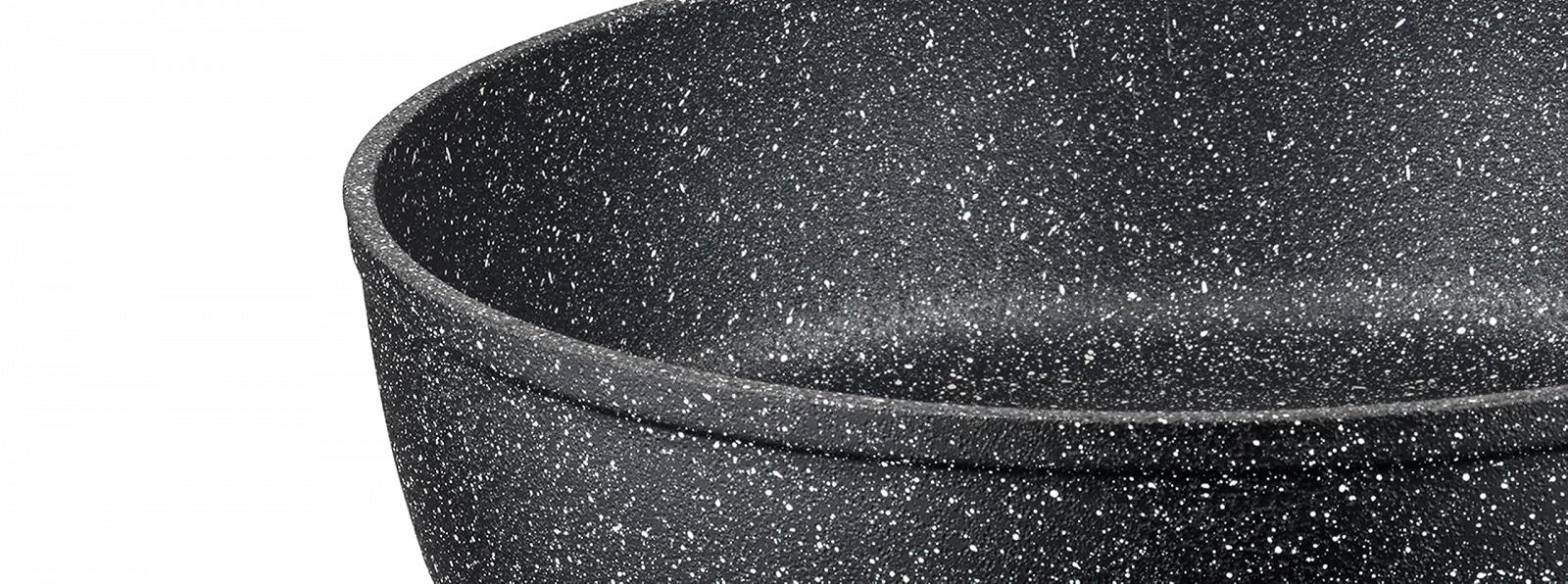 Сковорода для соте Granite Evolution 24 см, Микроячеистая структура, профессиональное антипригарное покрытие ELODUR, подходит для индукционных плит, черная, фото №5 Сковорода для соте Granite Evolution 24 см, Микроячеистая структура, профессиональное антипригарное покрытие ELODUR, подходит для индукционных плит, черная, фото №5