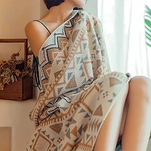 Вязаний плед LumiSyne в Богемному етнічному стилі з геометричним візерунком і бахромою, 170 x 130 см synthetic.ua - Фото 1