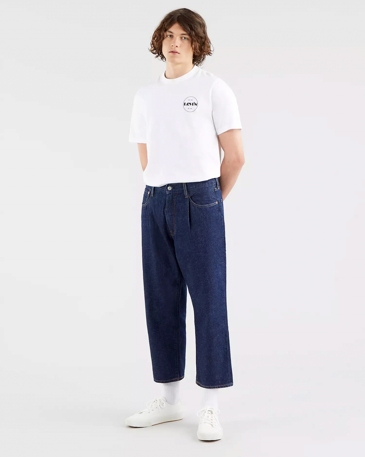 Чоловічі штани Levis - Stay Loose Pleated Crop Big Cap Ltwt - 29, фото №1 Чоловічі штани Levis - Stay Loose Pleated Crop Big Cap Ltwt - 29, фото №1