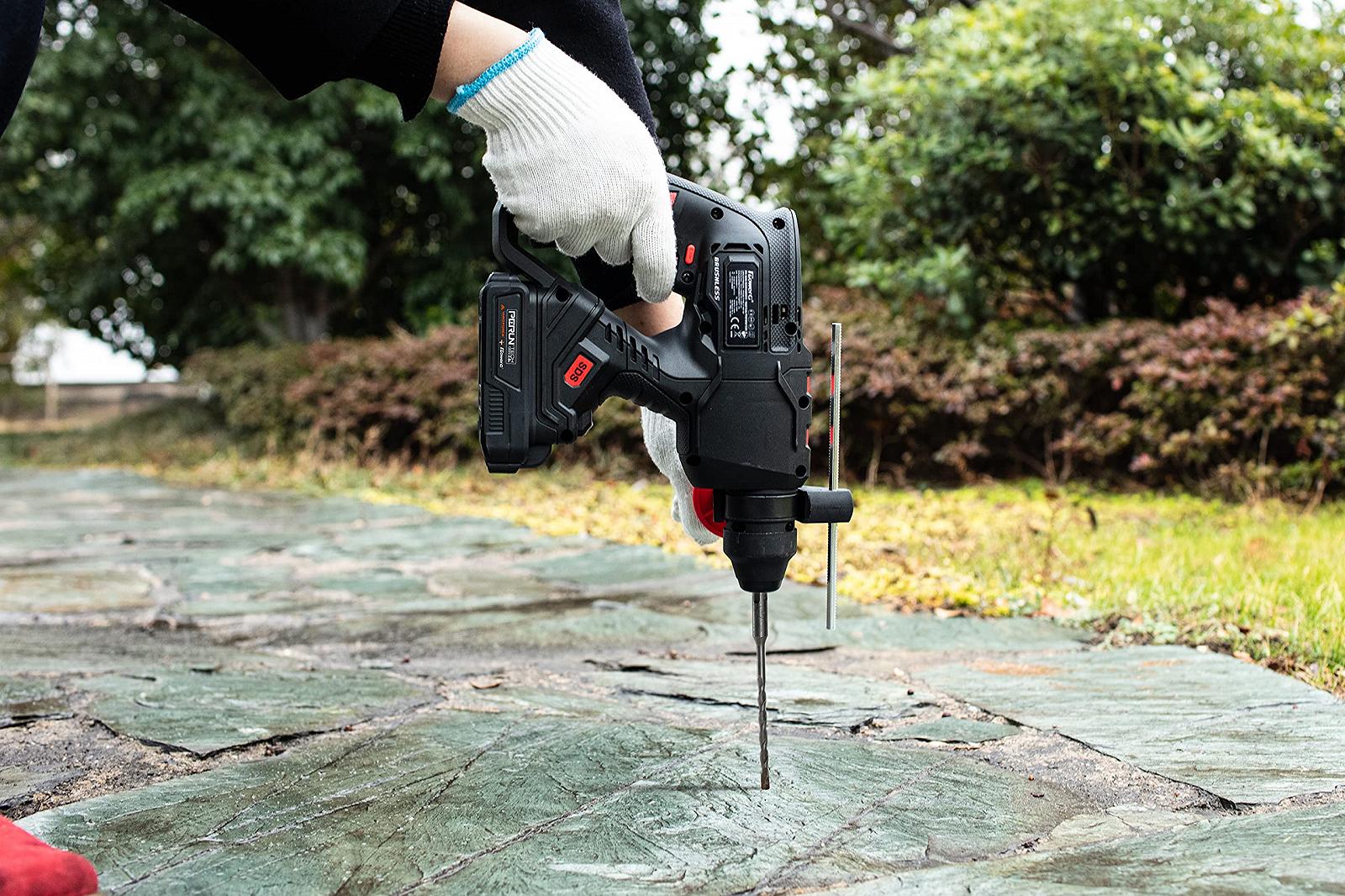 Перфоратор PowerG PT190601 без батареї 20 В з безщітковим двигуном 0-10000 об/хв з м'якою поверхнею для безпечного утримання Чорний, фото №4 Перфоратор PowerG PT190601 без батареї 20 В з безщітковим двигуном 0-10000 об/хв з м'якою поверхнею для безпечного утримання Чорний, фото №4