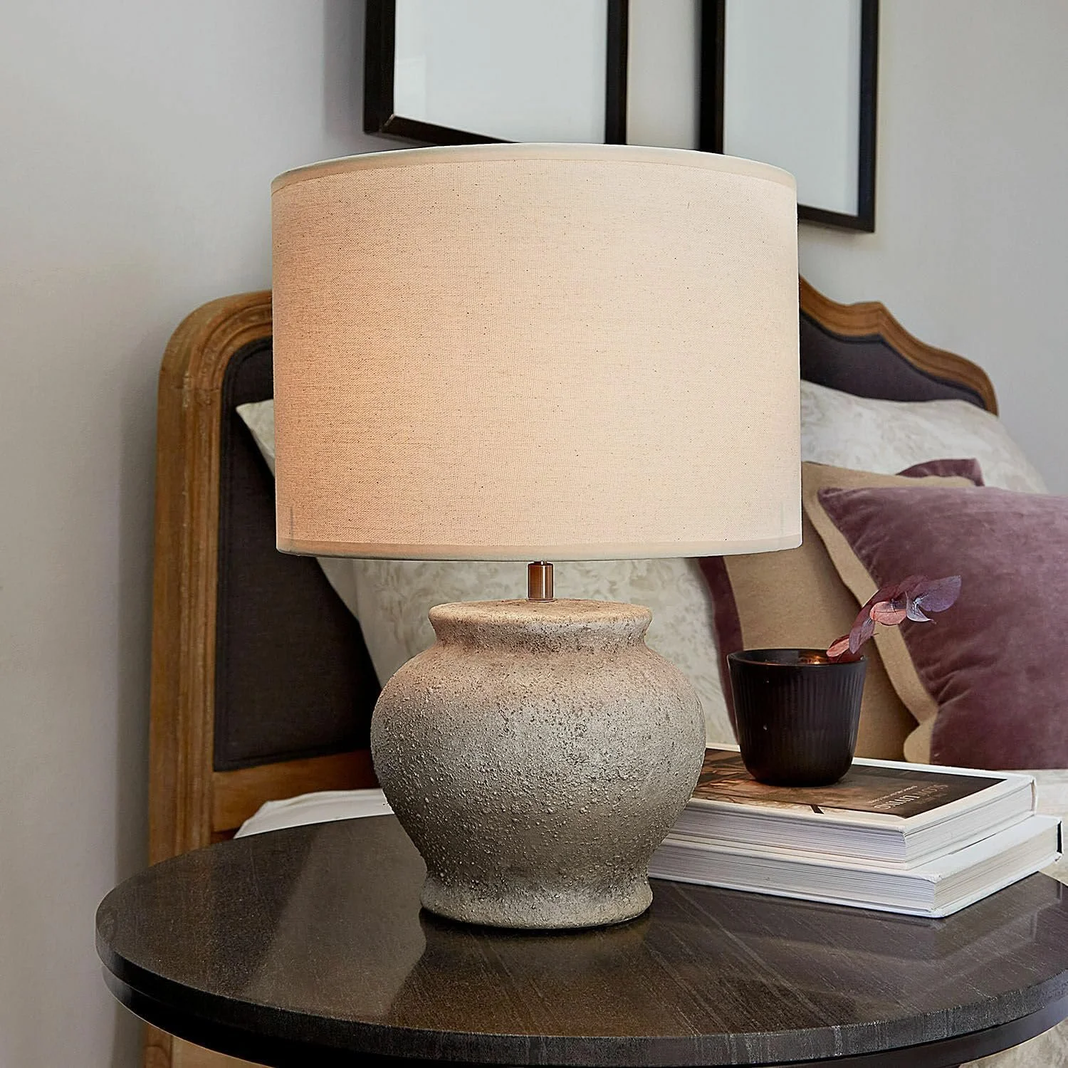 Настільна лампа LOBERON Havlund керамічна з великим абажуром та маленькою основою лляний бежевий / кремовий, фото №3