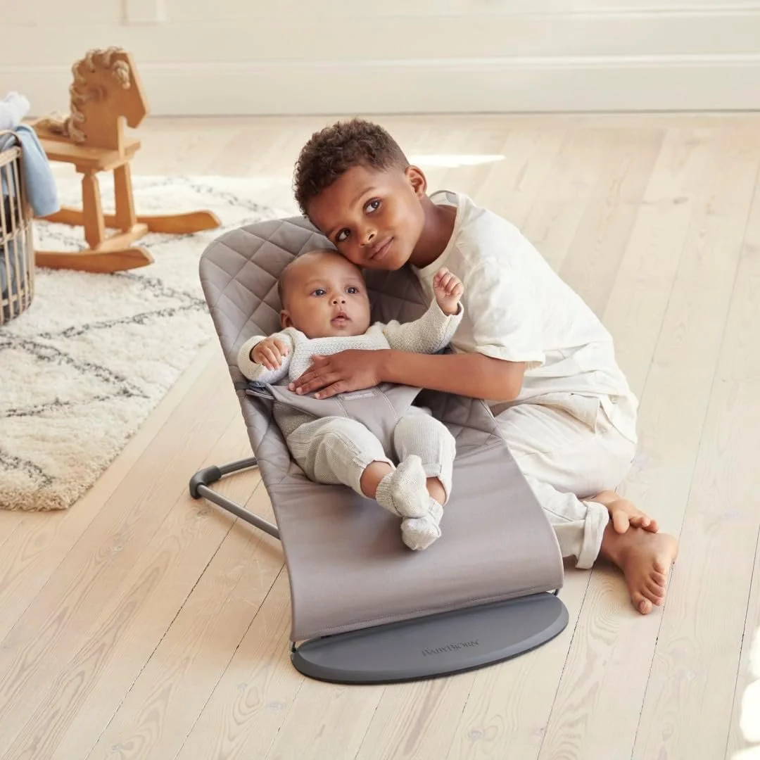 Шезлонг детский BabyBjorn Bouncer Bliss Woven / от рождения до 2 лет / до 13 кг / естественное укачивание / Песочно-Серый, фото №4