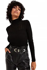 Свитшот TRENDYOL Slim с ажурным воротником-стойкой - Фото 1