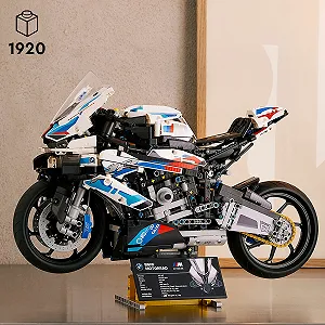 Конструктор LEGO Technic BMW M 1000 RR 42130 synthetic.ua - Фото 1