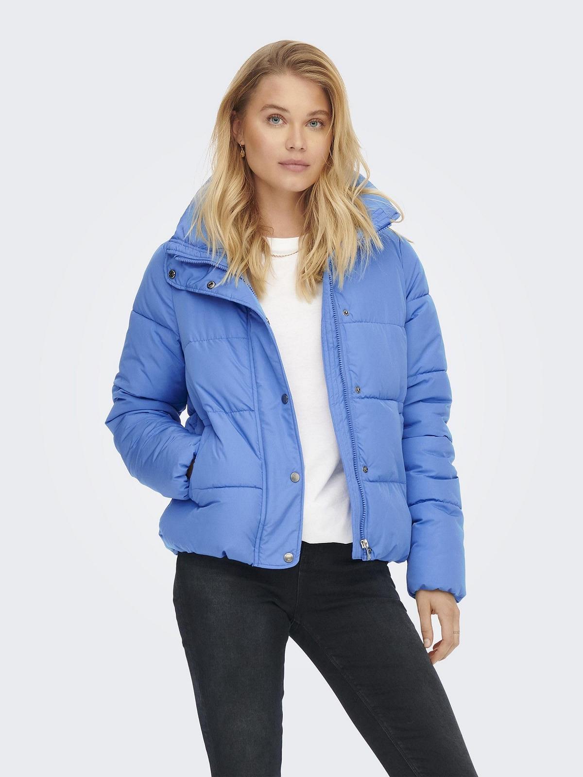 Куртка жіноча утеплена ONLY з коміром-стійкою, фото №5