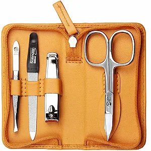 Набір для манікюру 4 предмети у футлярі Футляр зі шкіри наппа ягняти Жовтий кукурудзяний ціна на synthetic.ua - Фото 1 Набір для манікюру 4 предмети у футлярі Футляр зі шкіри наппа ягняти Жовтий кукурудзяний synthetic.ua - Фото 1