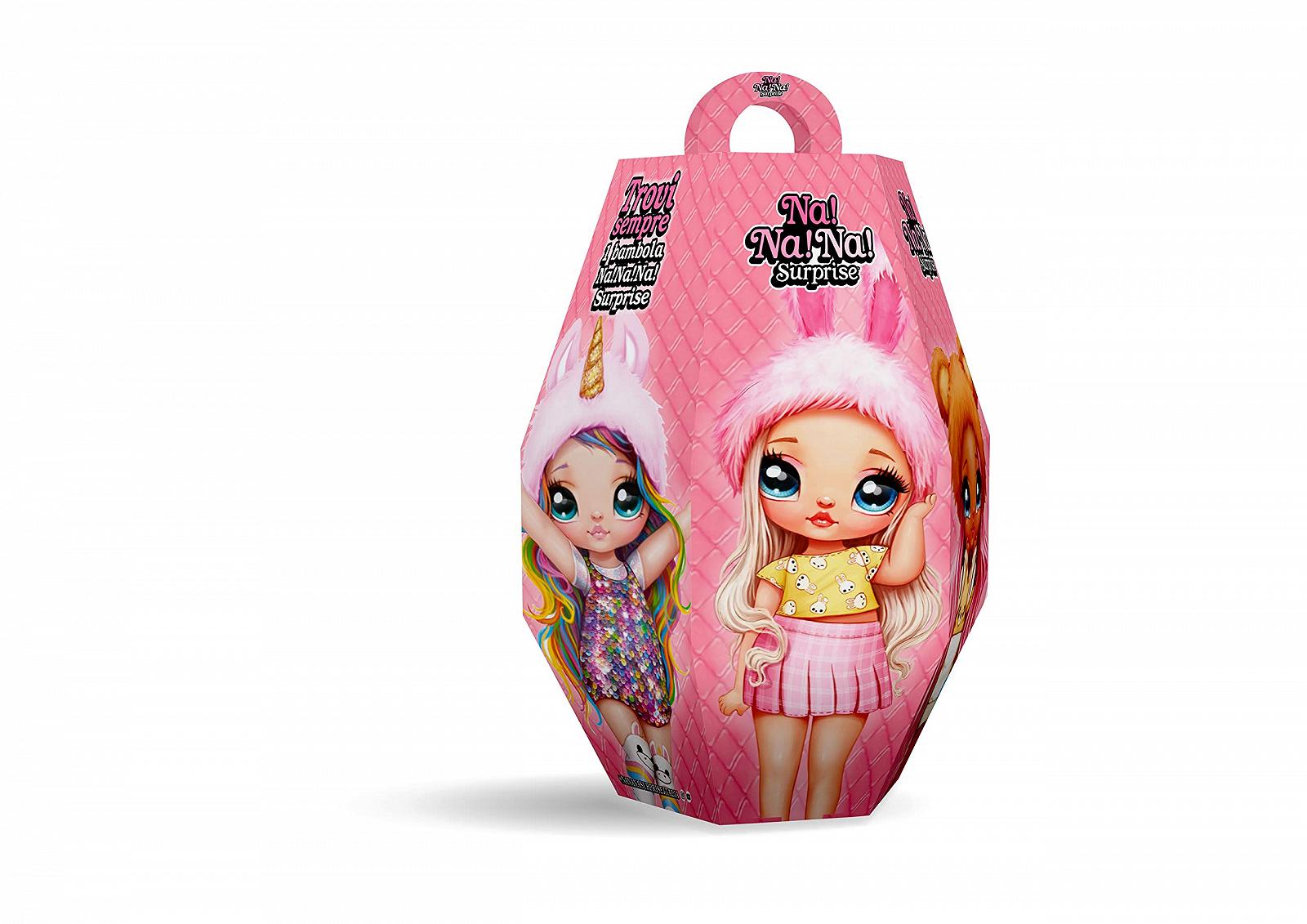 Лялька Na! Na! Na! Surprise Osterei 2023-1 NaNaNA Cozy 2-in-1 з сумкою, наклейками і татуюваннями, фото №1