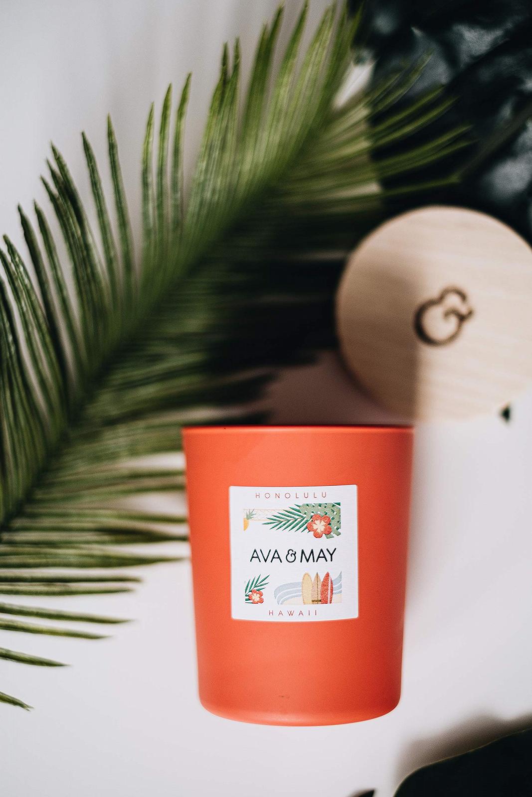 Свеча AVA & MAY Hawaii Ароматическая (180 г) Стеклянная Цветочный Аромат Веганская, фото №3