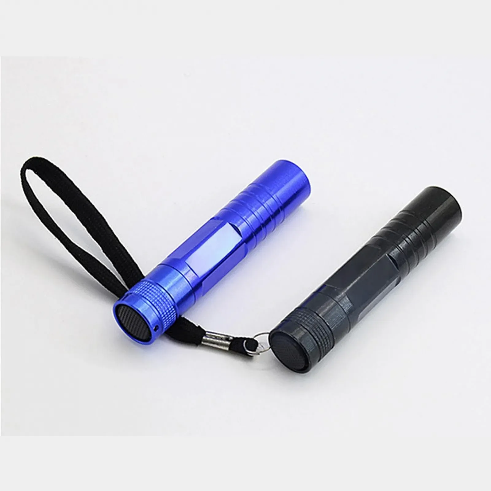 Фонарики, Светодиодные фонарики Алюминиевые фонарики | Яркий и водонепроницаемый светодиодный фонарик, многофункциональный фонарик для ходьбы, рыбалки и кемпинга, фото №6 Фонарики, Светодиодные фонарики Алюминиевые фонарики | Яркий и водонепроницаемый светодиодный фонарик, многофункциональный фонарик для ходьбы, рыбалки и кемпинга, фото №6