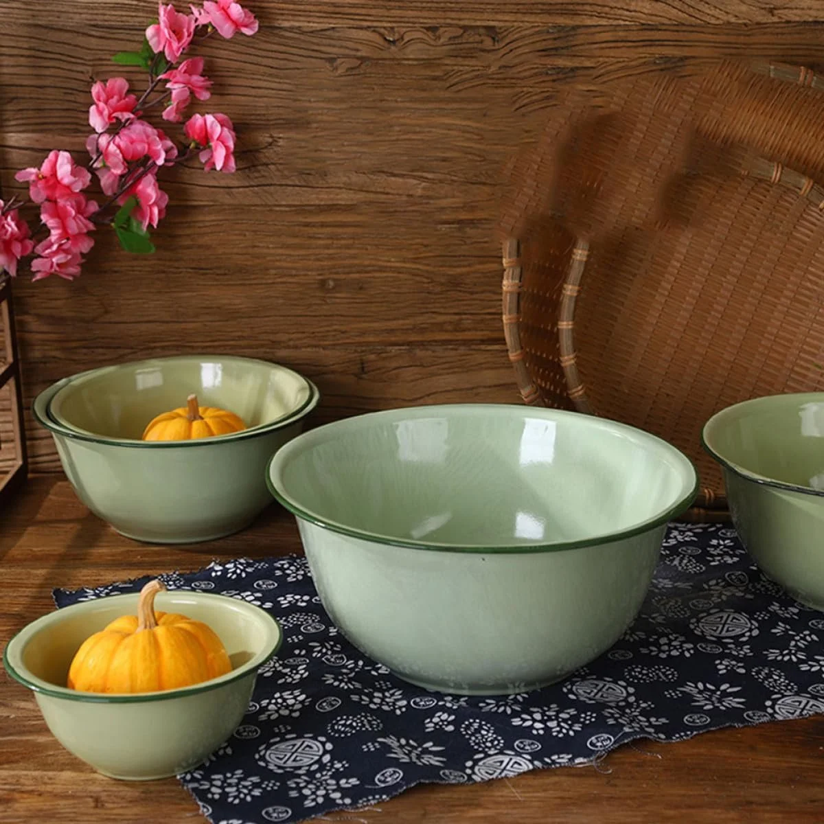 Набор мисок VICASKY Vintage эмалированные с крышкой 4 шт. 18 см, фото №9