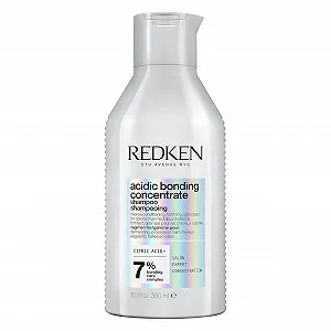 Купить Шампунь Redken Acidic Bonding Concentrate для ухода за волосами с интенсивной защитой от потери цвета - Фото 1 Шампунь Redken Acidic Bonding Concentrate для ухода за волосами с интенсивной защитой от потери цвета - Фото 1