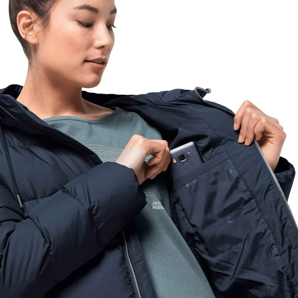 Пуховик Jack Wolfskin Crystal Palace Жіночий, фото №3 Пуховик Jack Wolfskin Crystal Palace Жіночий, фото №3