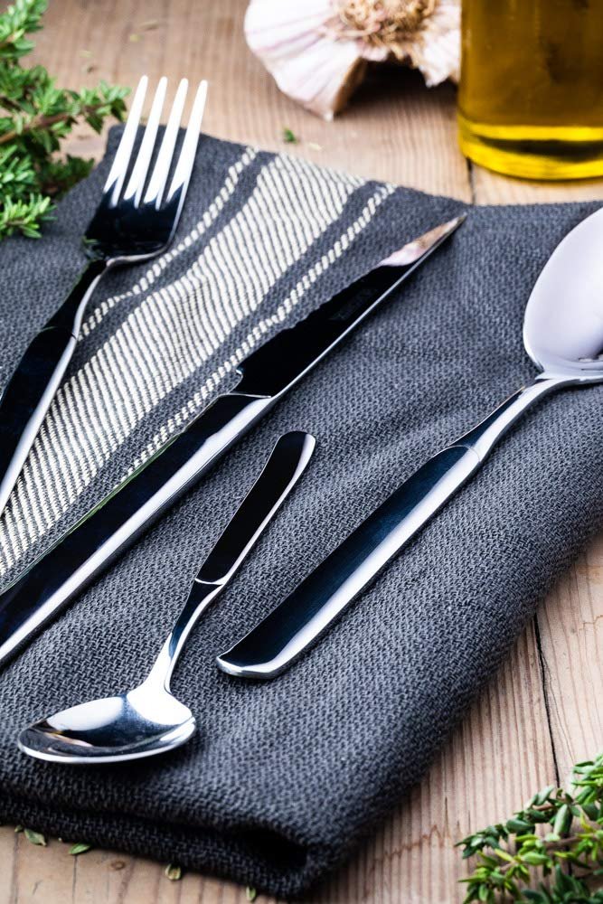 Набор столовых приборов MONIX Milan, 24 предмета, нож для стейка, нержавеющая сталь 18/10, современный дизайн, полированная отделка, толщина 2 мм (на 6 персон), фото №6 Набор столовых приборов MONIX Milan, 24 предмета, нож для стейка, нержавеющая сталь 18/10, современный дизайн, полированная отделка, толщина 2 мм (на 6 персон), фото №6