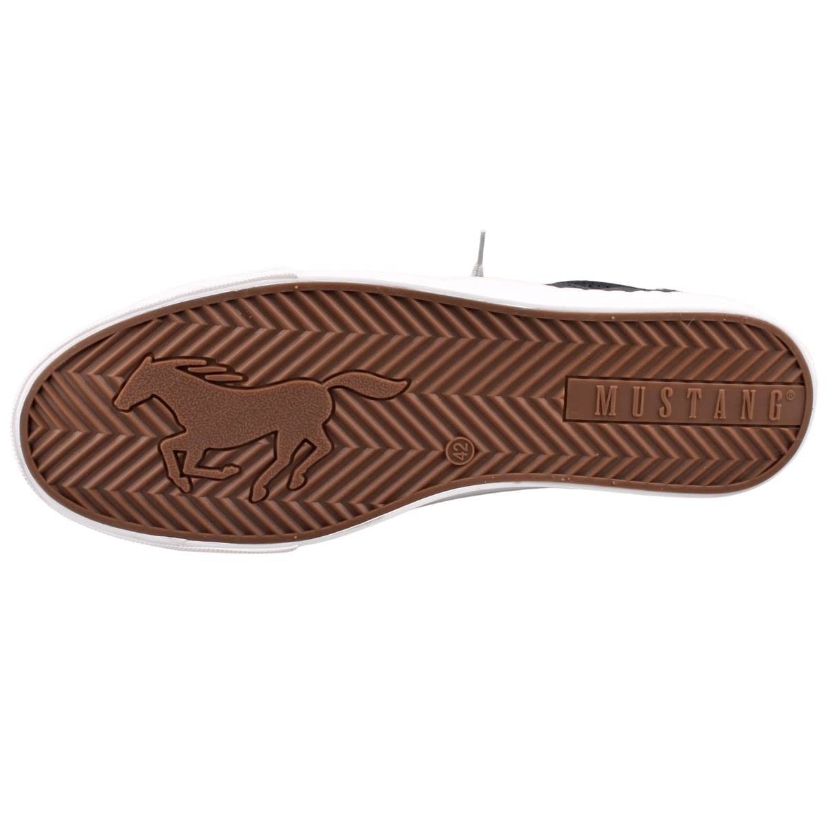 Кросівки MUSTANG на шнурівці, фото №4 Кросівки MUSTANG на шнурівці, фото №4