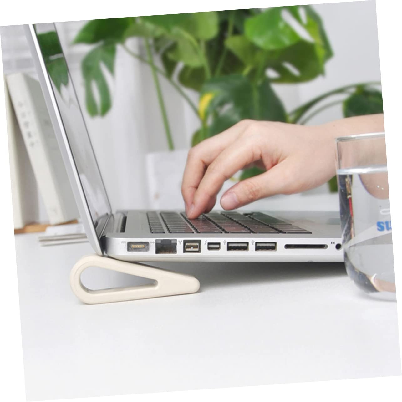 Подставка для ноутбука Регулируемая по высоте Эргономичная Стабильная для настольного использования и охлаждения Совместима со всеми ноутбуками, 4 шт, фото №9