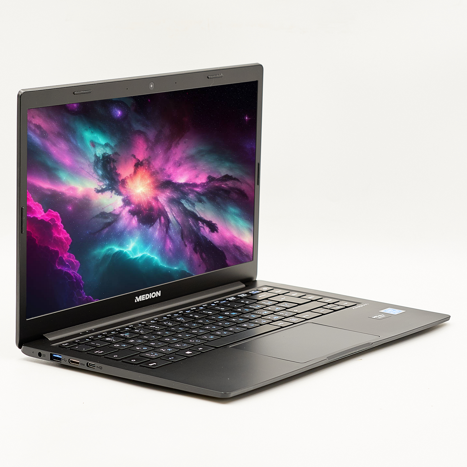Ноутбук 14" Medion (Lenovo Group) Akoya E4251 Intel RAM 4 ГБ SSD 128 ГБ + eMMC 64 ГБ FullHD IPS Intel UHD Graphics б/в Метал Win10 (4147), фото №2