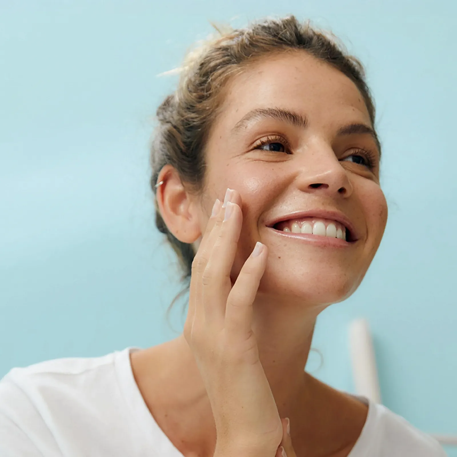 Гель для вмивання NIVEA Erfrischend для нормальної та комбінованої шкіри 150 мл, фото №4