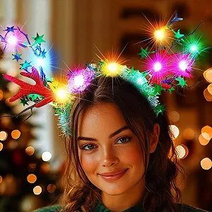 Рождественский обруч на голове с оленьими рогами. - Фото 1