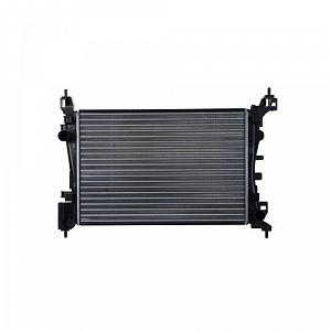 Радиатор охлаждения двигателя HELLA 8MK 366 302-771 для FIAT synthetic.ua - Фото 1