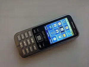 Телефон samsung c3322 бу трохи глючить зарядка - Фото 1