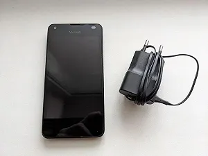 Смартфон Nokia lumia 550 - Фото 1