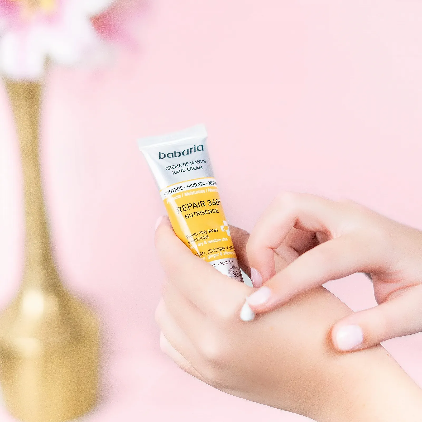 Крем Babaria Відновлюючий та Захисний 30 мл, фото №3 Крем Babaria Відновлюючий та Захисний 30 мл, фото №3