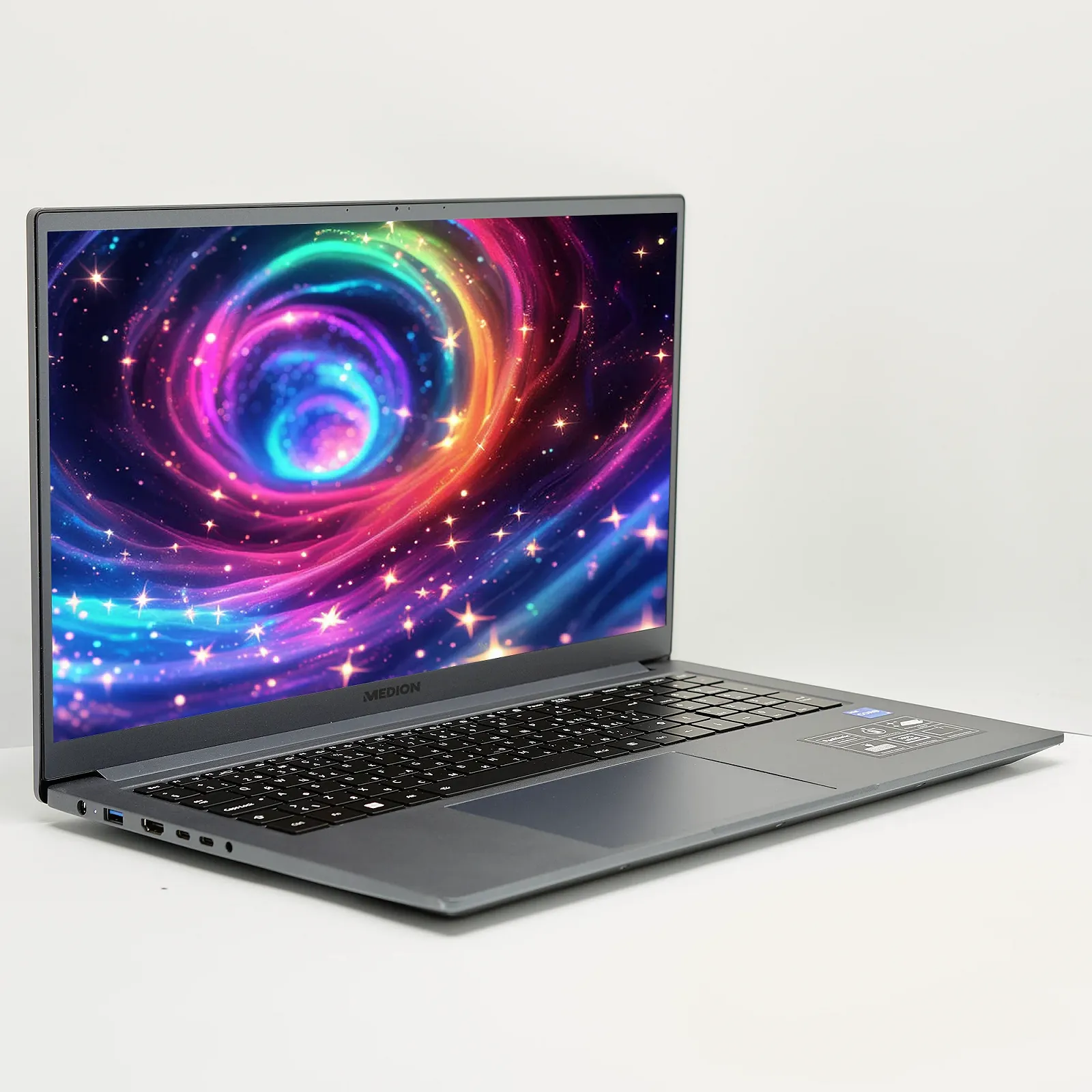 Ноутбук 17.3" Medion (Lenovo Group) Akoya P17619 Intel Core i7-13620H RAM 16 ГБ SSD 1 ТБ Nvidia GeForce MX550 Win11 (4576), фото №4