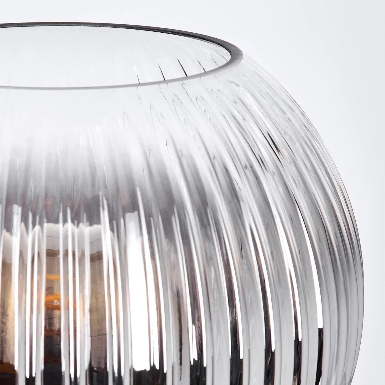 Настільна лампа HOFSTEIN Koyoto метал/рифлене скло E27 20 см Чорний/Димчастий/Прозорий, фото №3