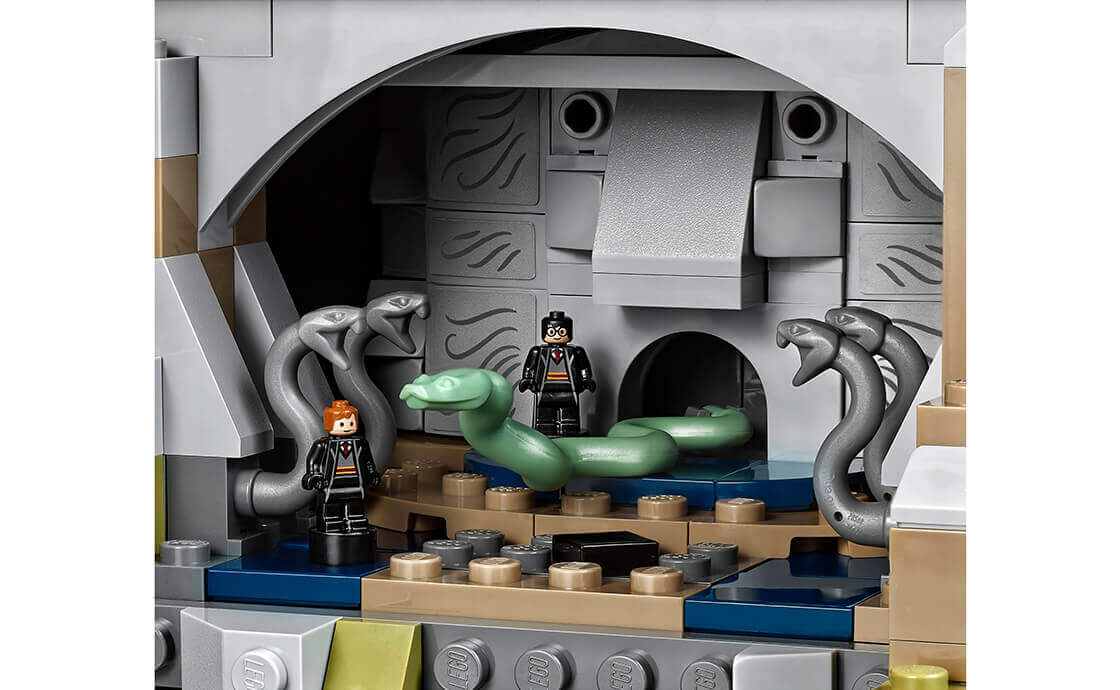 Конструктор LEGO Замок Хогвартс 6020 деталей 71043, фото №6