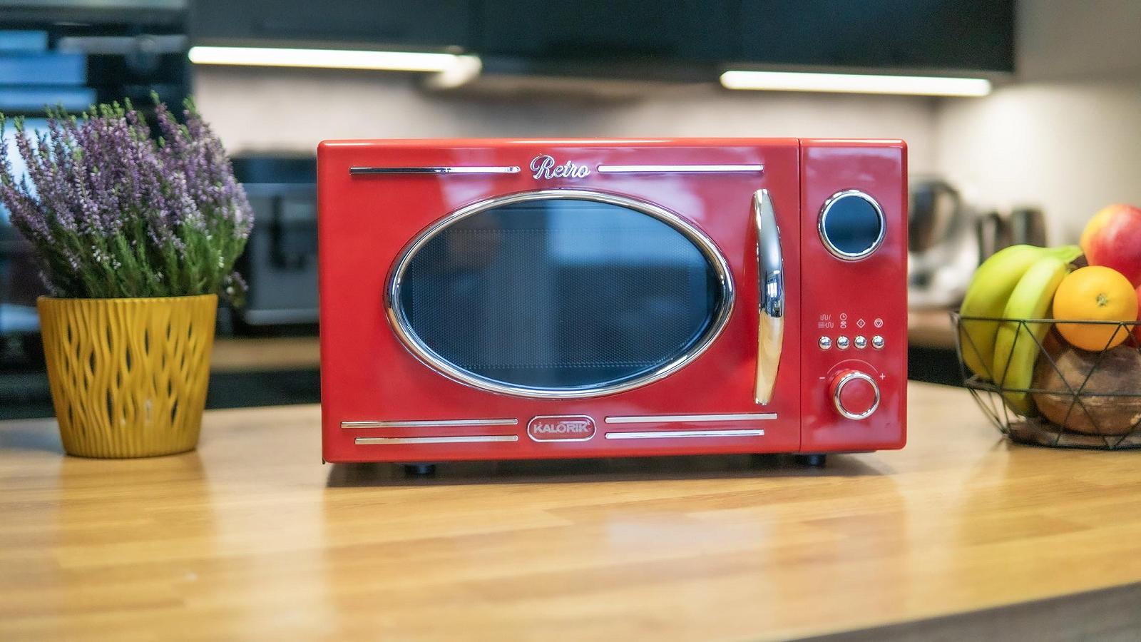 Микроволновая печь Kalorik Retro MW 2600 DGR 20 л 1150 Вт с грилем и цифровым управлением Red, фото №5 Микроволновая печь Kalorik Retro MW 2600 DGR 20 л 1150 Вт с грилем и цифровым управлением Red, фото №5